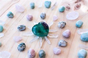 Cristaloterapia gemas piedras energeticas esmagic