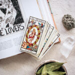 Lectura de Tarot Esmagic por Esther Verdú de tus Lunas astrología y tarot